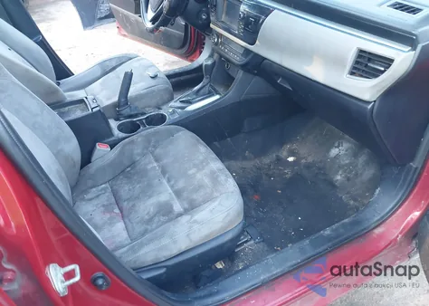 2014 Toyota Corolla Le z USA, uszkodzony, nr VIN 5YFBURHE2EP064006